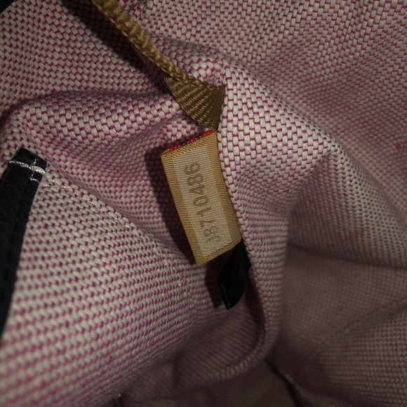 Dooney & Bourke navy blue handbag with coin wallet and dust cover; very cute - Picture 7 of 13